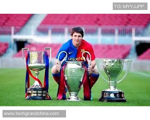 个子最高的足球明星如何在绿茵场上展现自己的独特魅力与实力