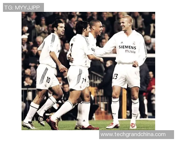 五种语言中足球明星的名字翻译与文化解读探讨